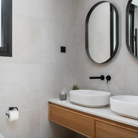 Apartamentos La Zagalilla Málaga Esterno foto